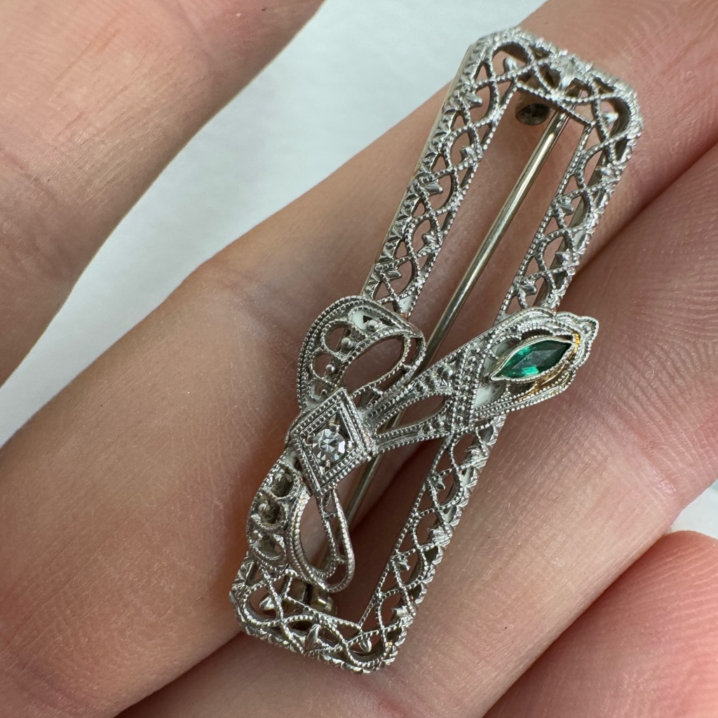 14k White Gold Diamonds And Emerald 1920’s Antique Pin 2.8g